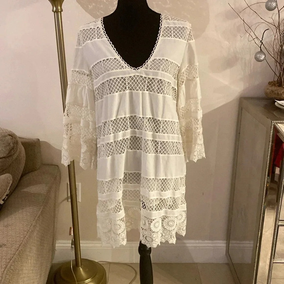 Alexis dress size S